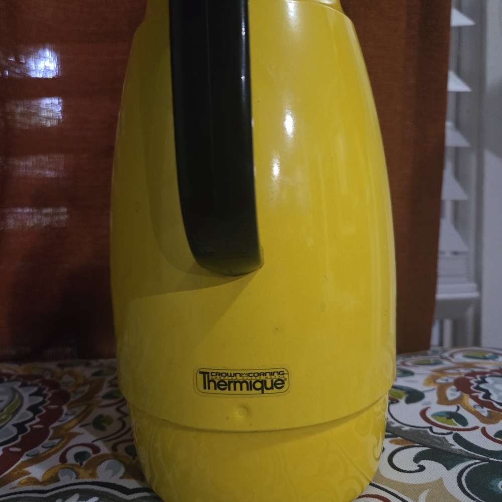 Crown Corning Vintage Thermique Carafe